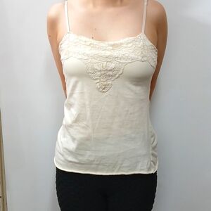 White tank top large